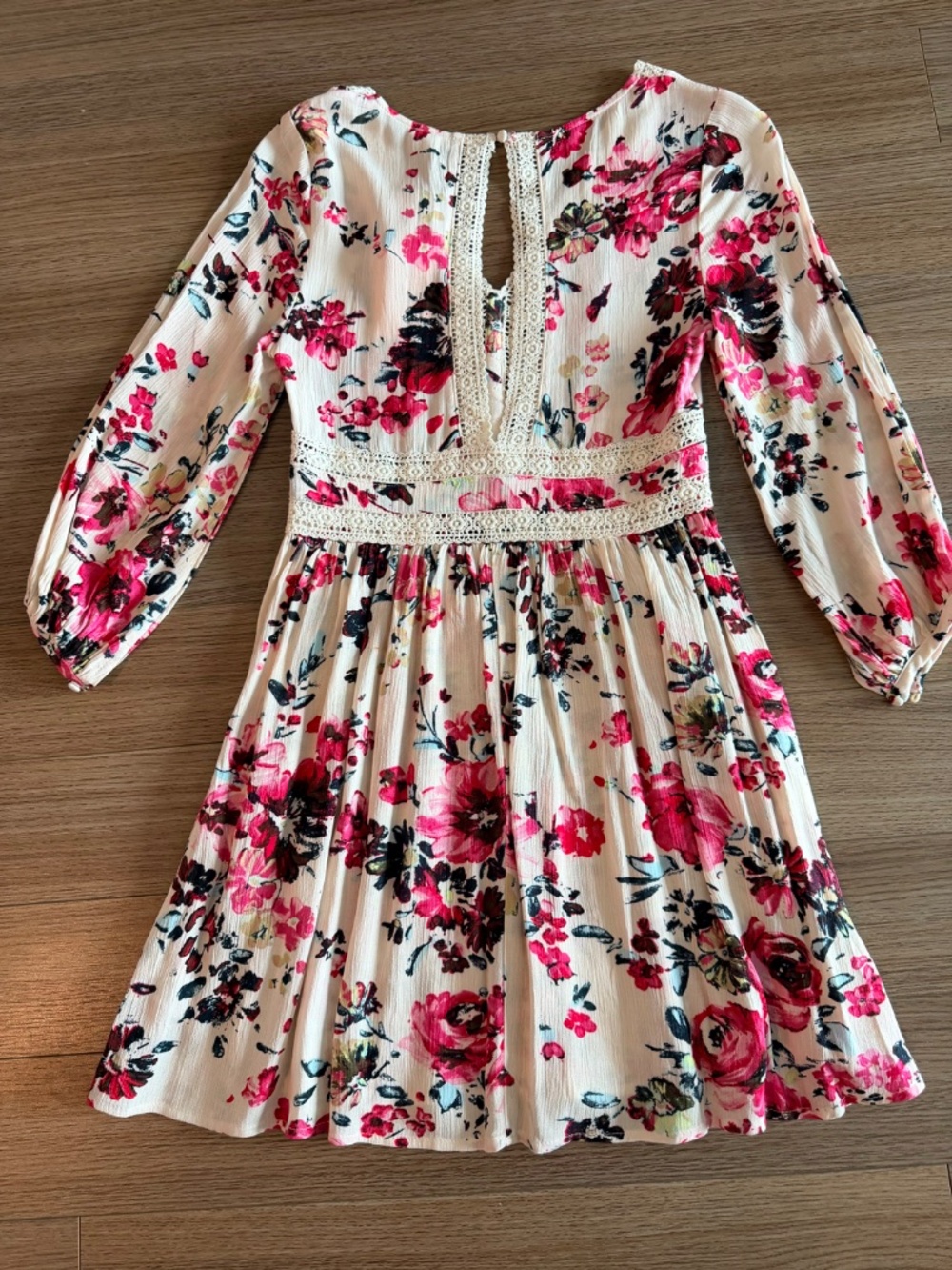 Floral Lace Mini Dress NWT Pink Cream Open Back Long Sleeve Boho Size Small NEW! - Picture 11 of 14